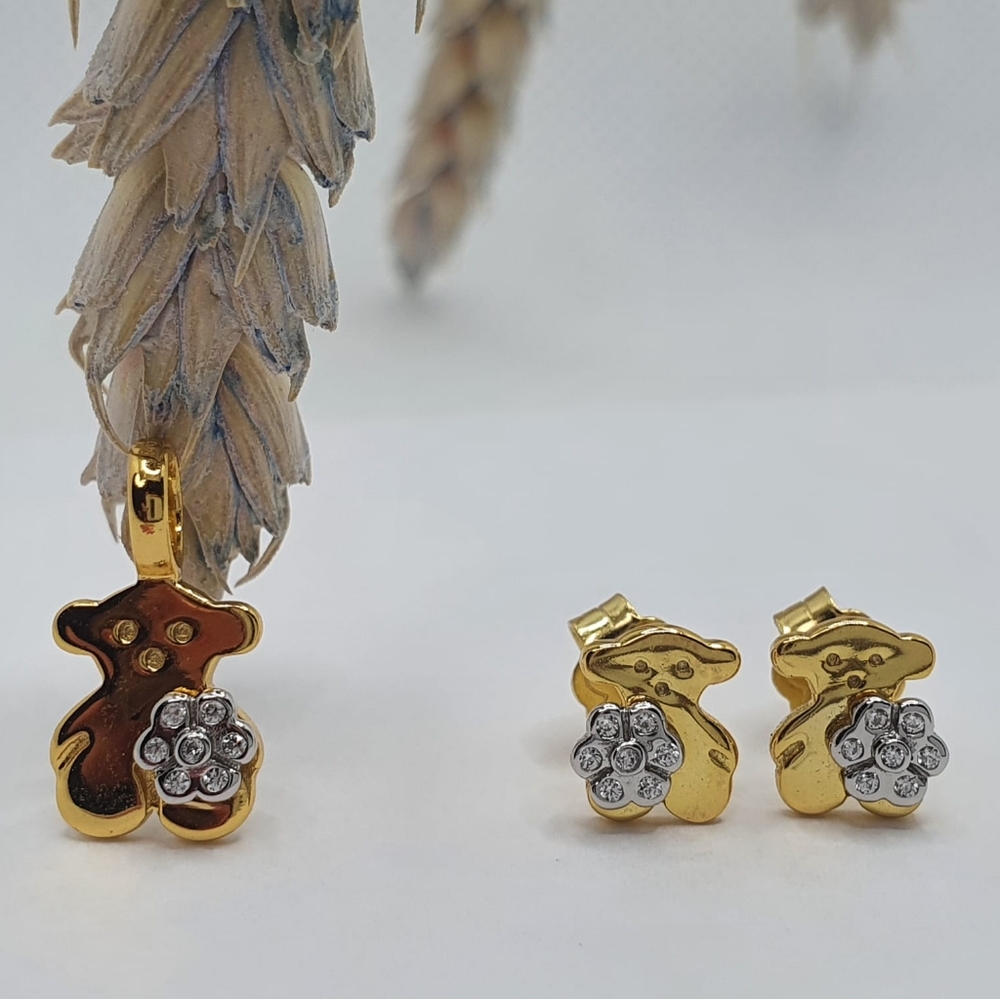Tous Flora Charm and Earrings Set